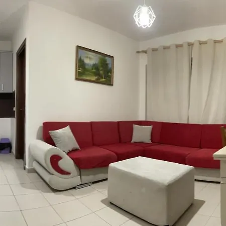 Lovely With Frre Parking And A View ,ish Fusha Aviacionit Tirana Yzberish